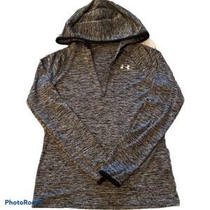 Under Armour Hooded Pullover Shirt Size XS